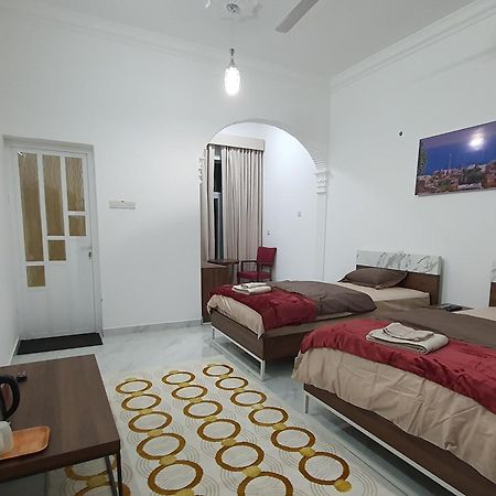 Hotel Tiwi Sunrise Habitación foto