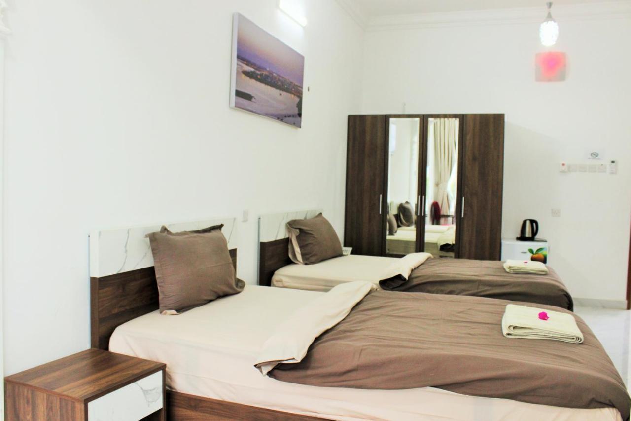 Hotel Tiwi Sunrise Exterior foto