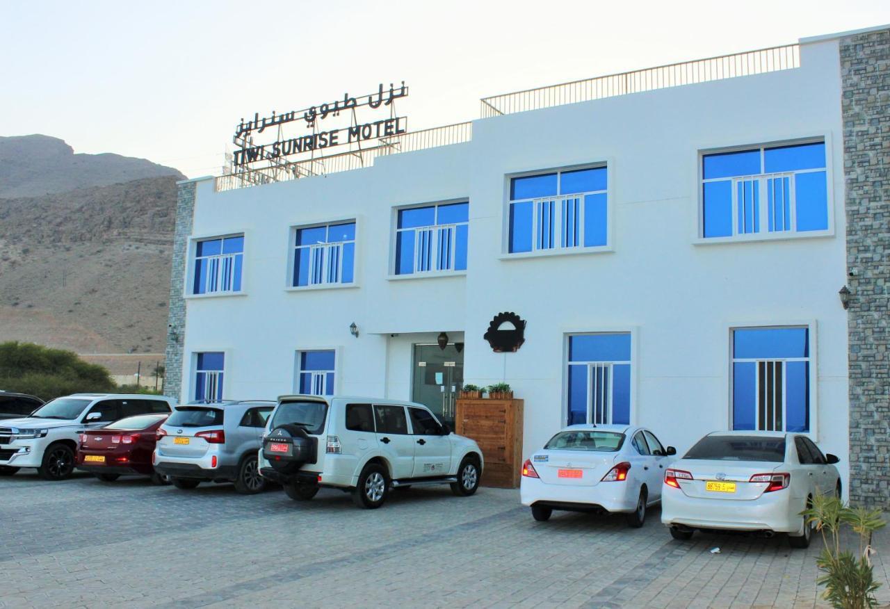 Hotel Tiwi Sunrise Exterior foto