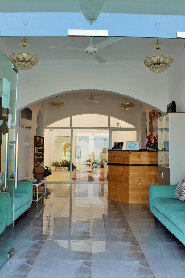 Hotel Tiwi Sunrise Exterior foto