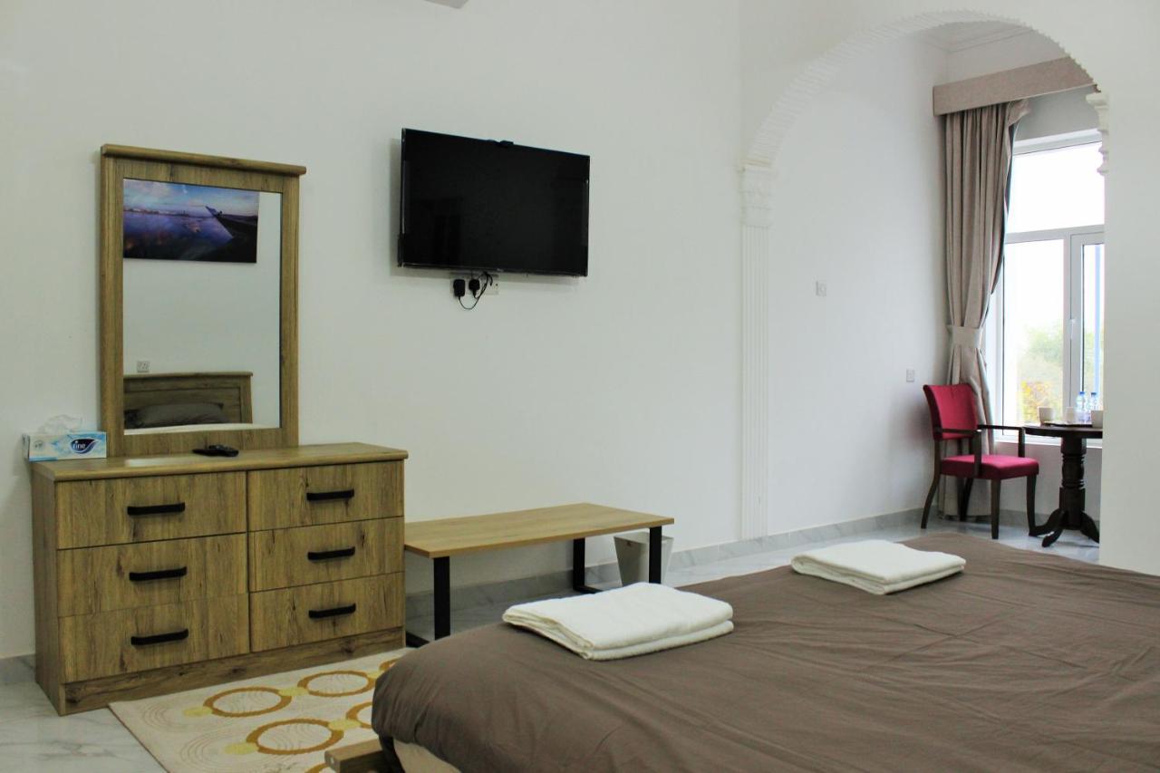 Hotel Tiwi Sunrise Exterior foto